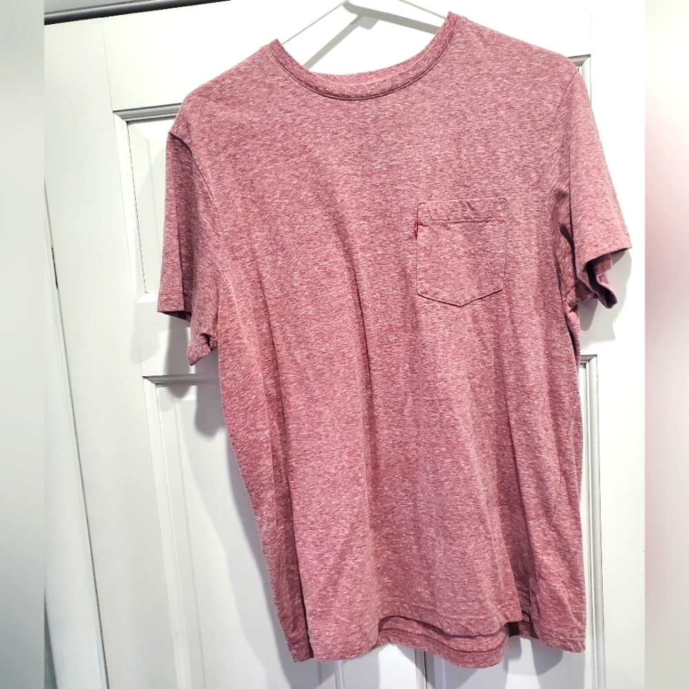 Levi's T-shirt